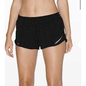 Lululemon Hotty Hot Short II *2.5" Formation Camo Deep Coal Multi Black Size 4 6